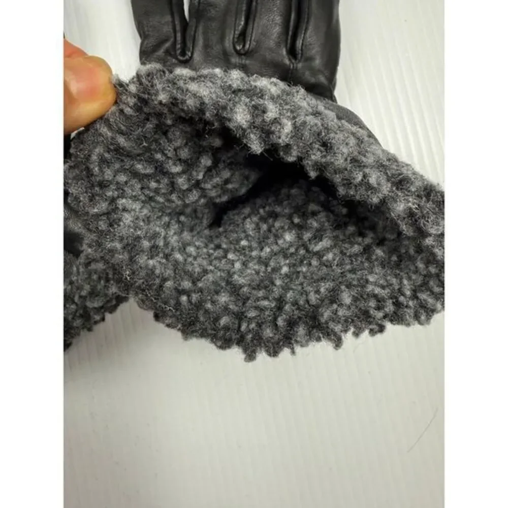 Black Leather Gloves with‎ Plush Gray Fleece Lining Cold Weather size M